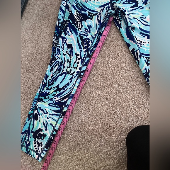 Lilly Pulitzer Luxletic Leggings in Blue and Green - Picture 3 of 3